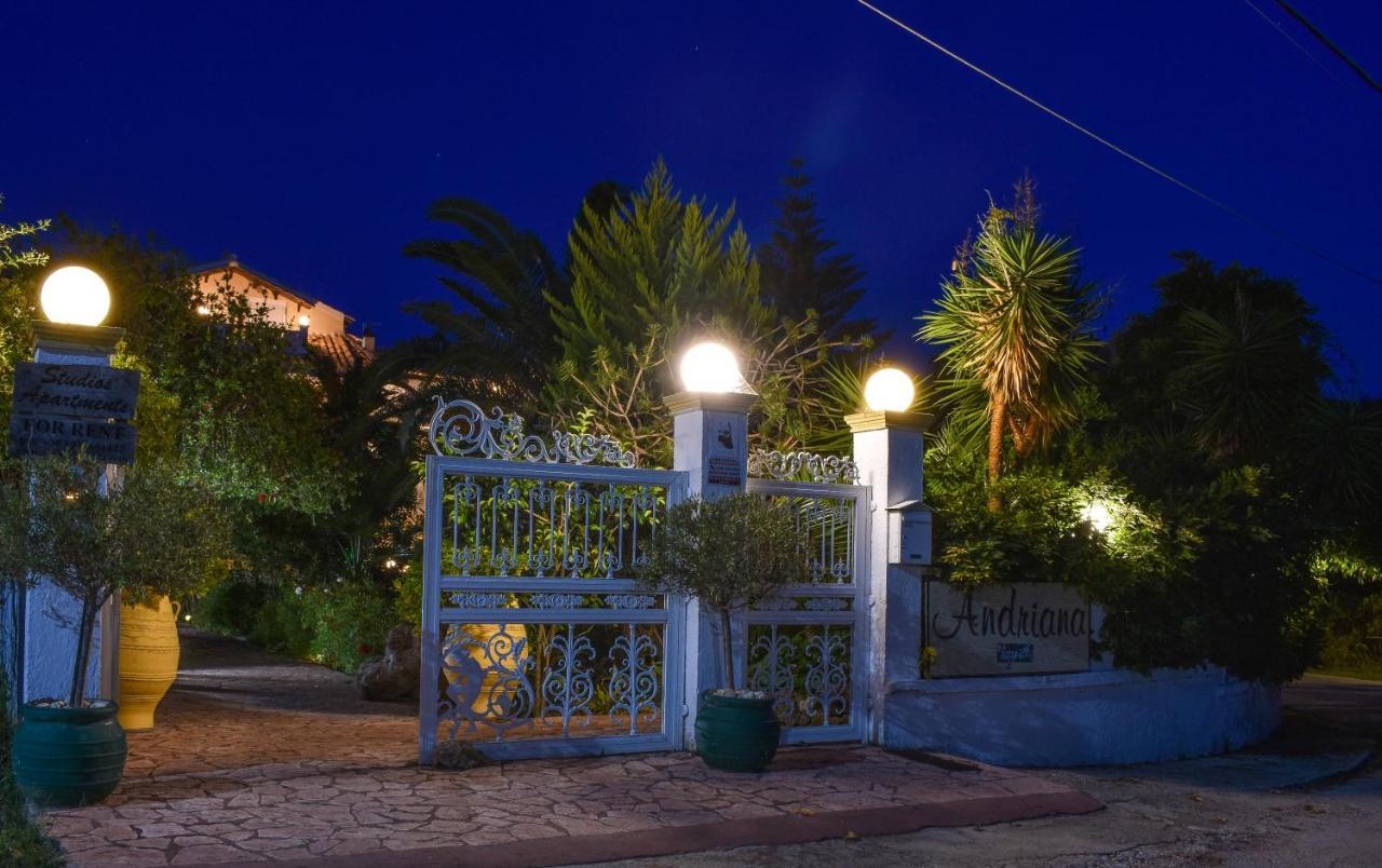 Aparthotel Andriana à Ágios Geórgios Extérieur photo