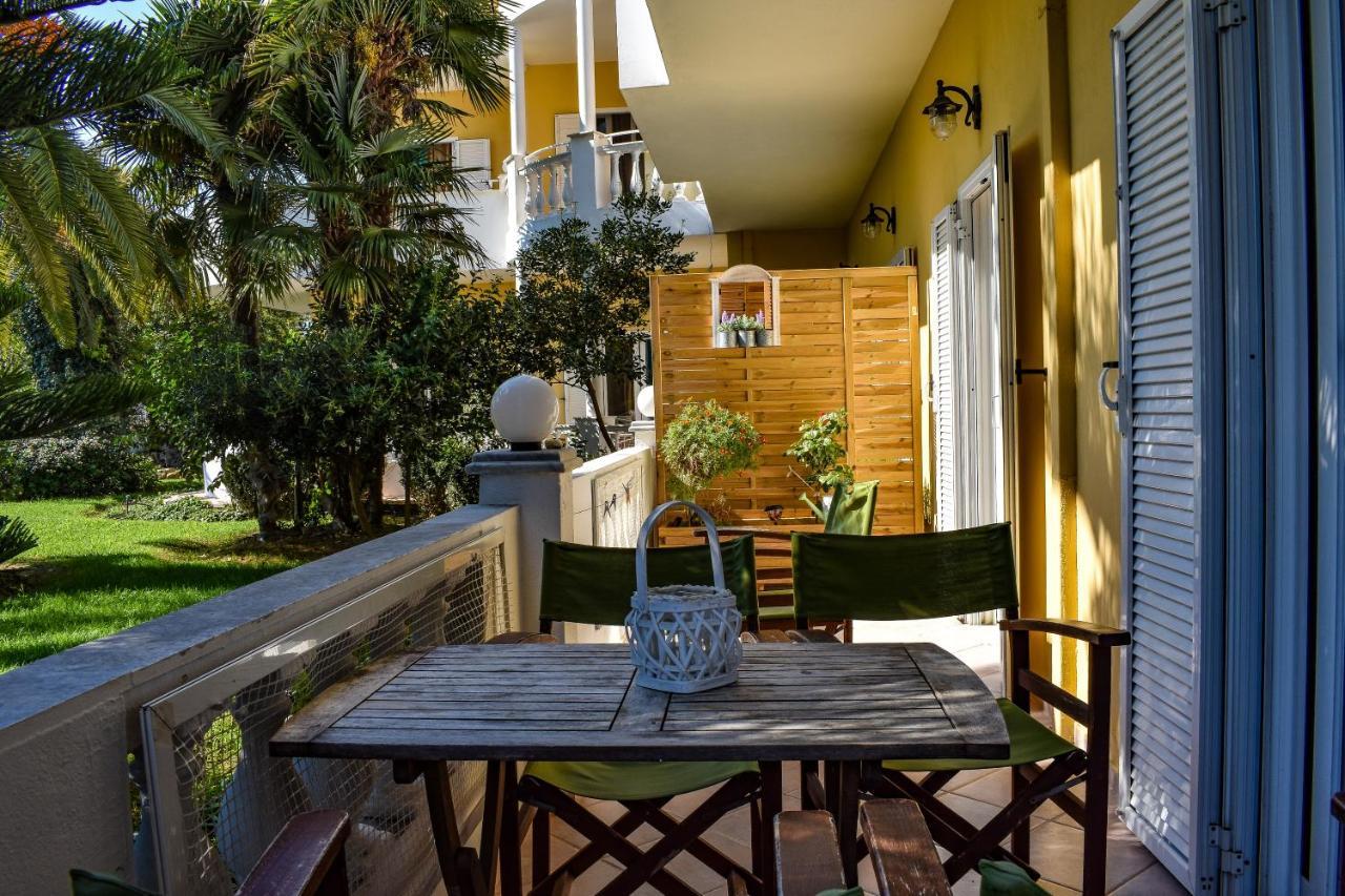 Aparthotel Andriana à Ágios Geórgios Extérieur photo